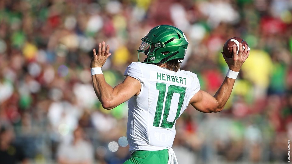Bye Week Brush-Up: Reviewing the Oregon offense through four weeks